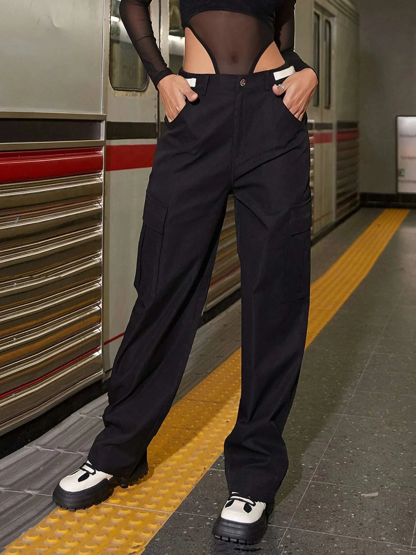 Buckled Flap Pocket Side Cargo Pants