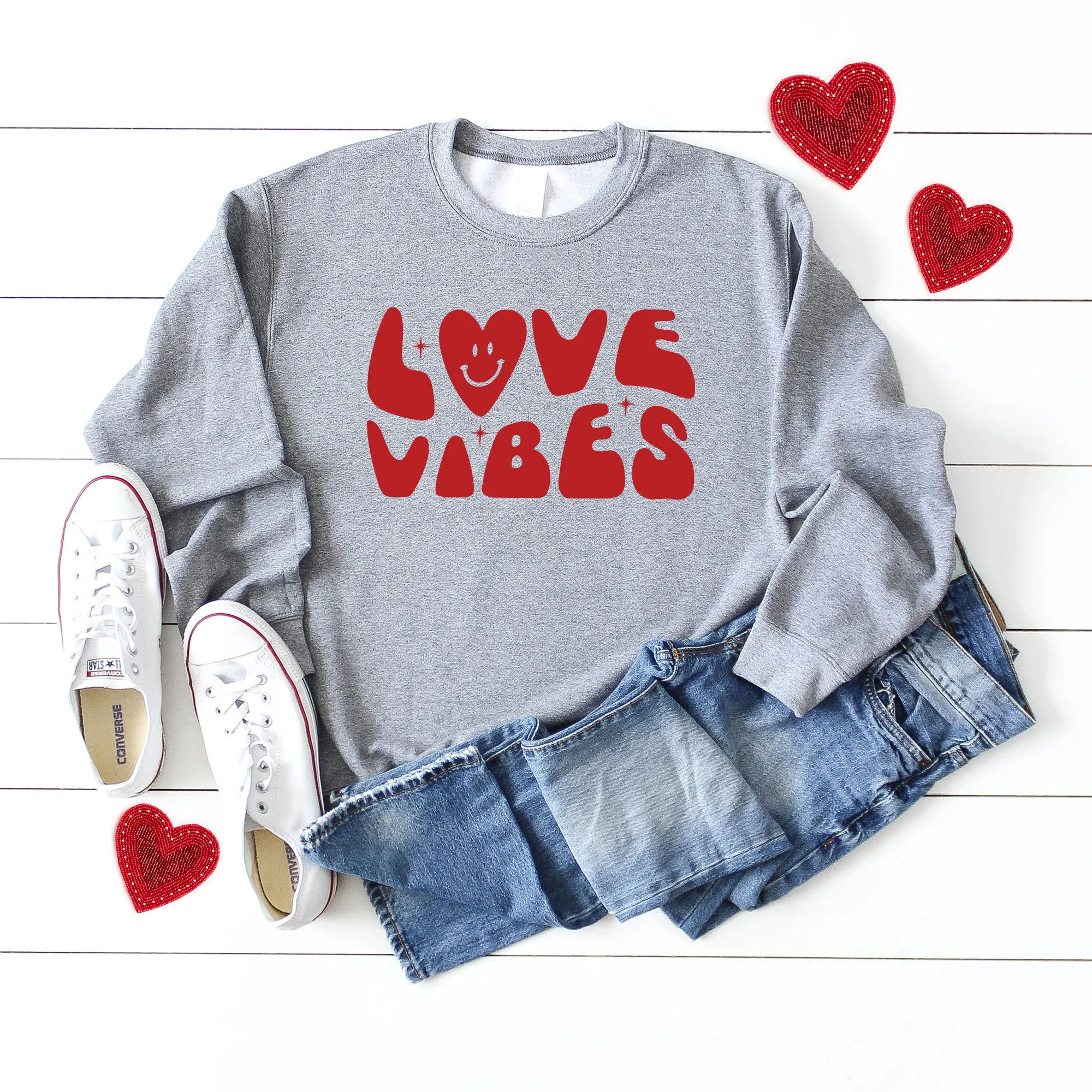 Love Vibes Heart | Sweatshirt