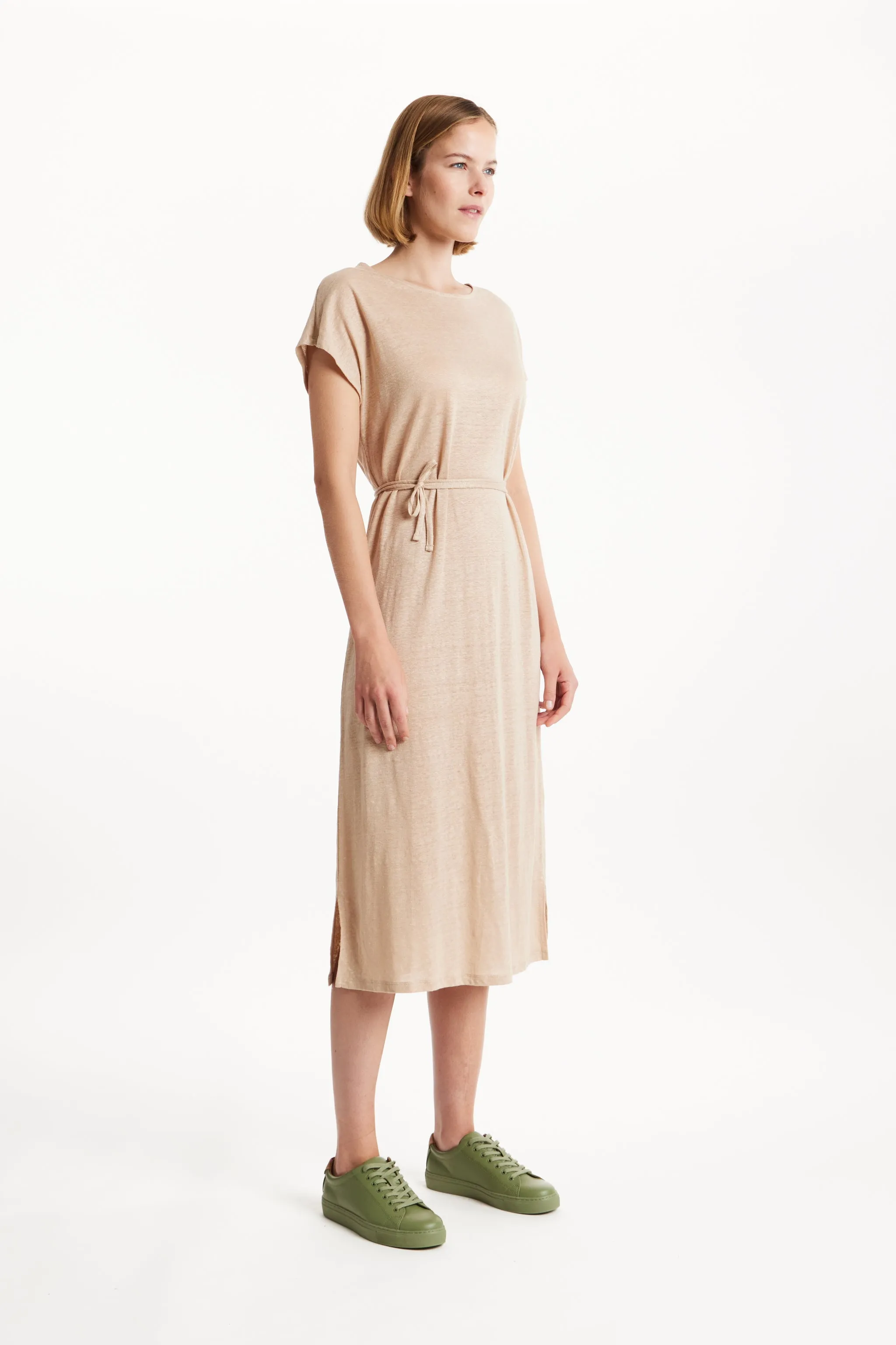 Silvia Linen Dress in Sand