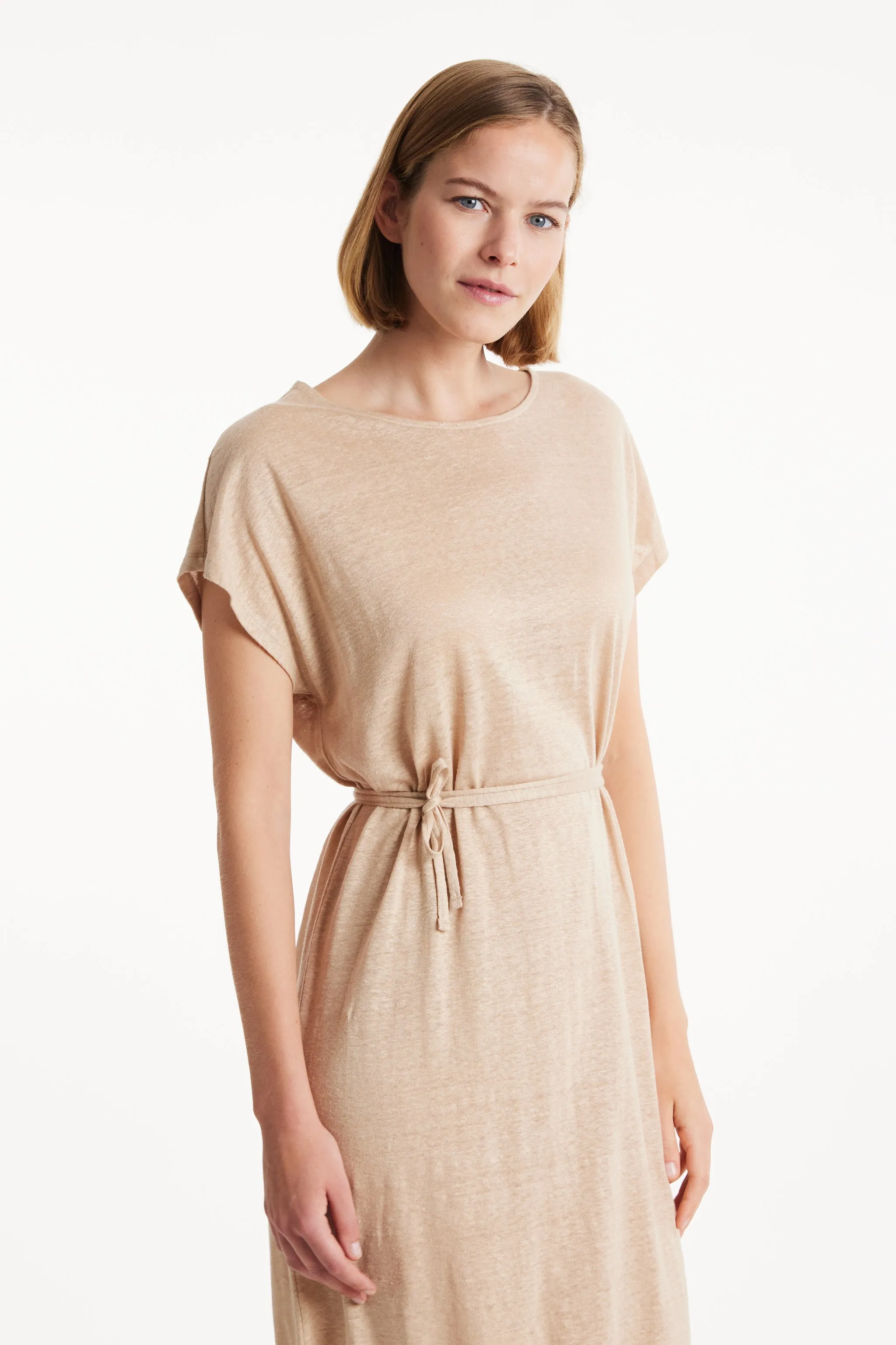 Silvia Linen Dress in Sand