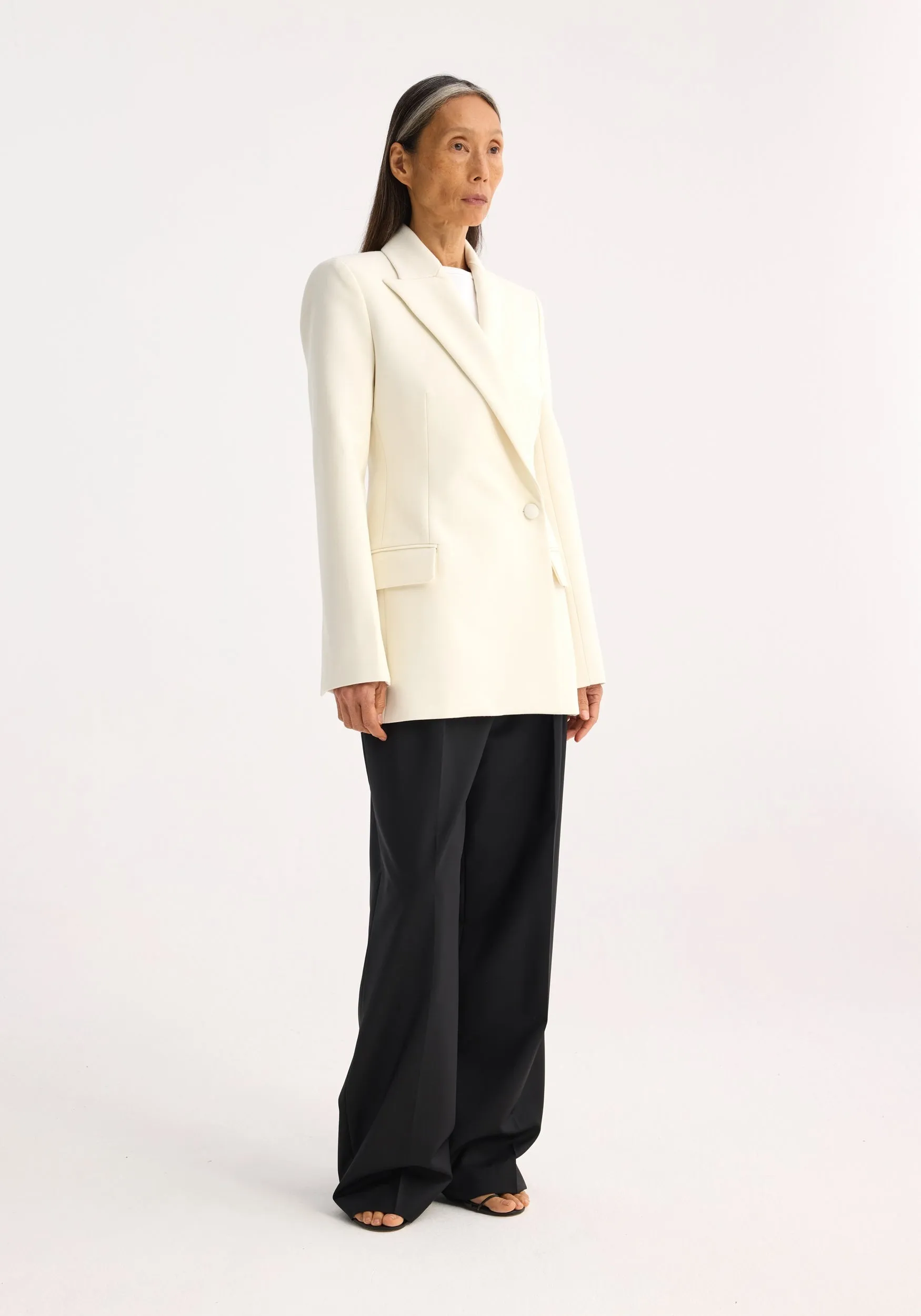 Tailored wool blazer | ivory