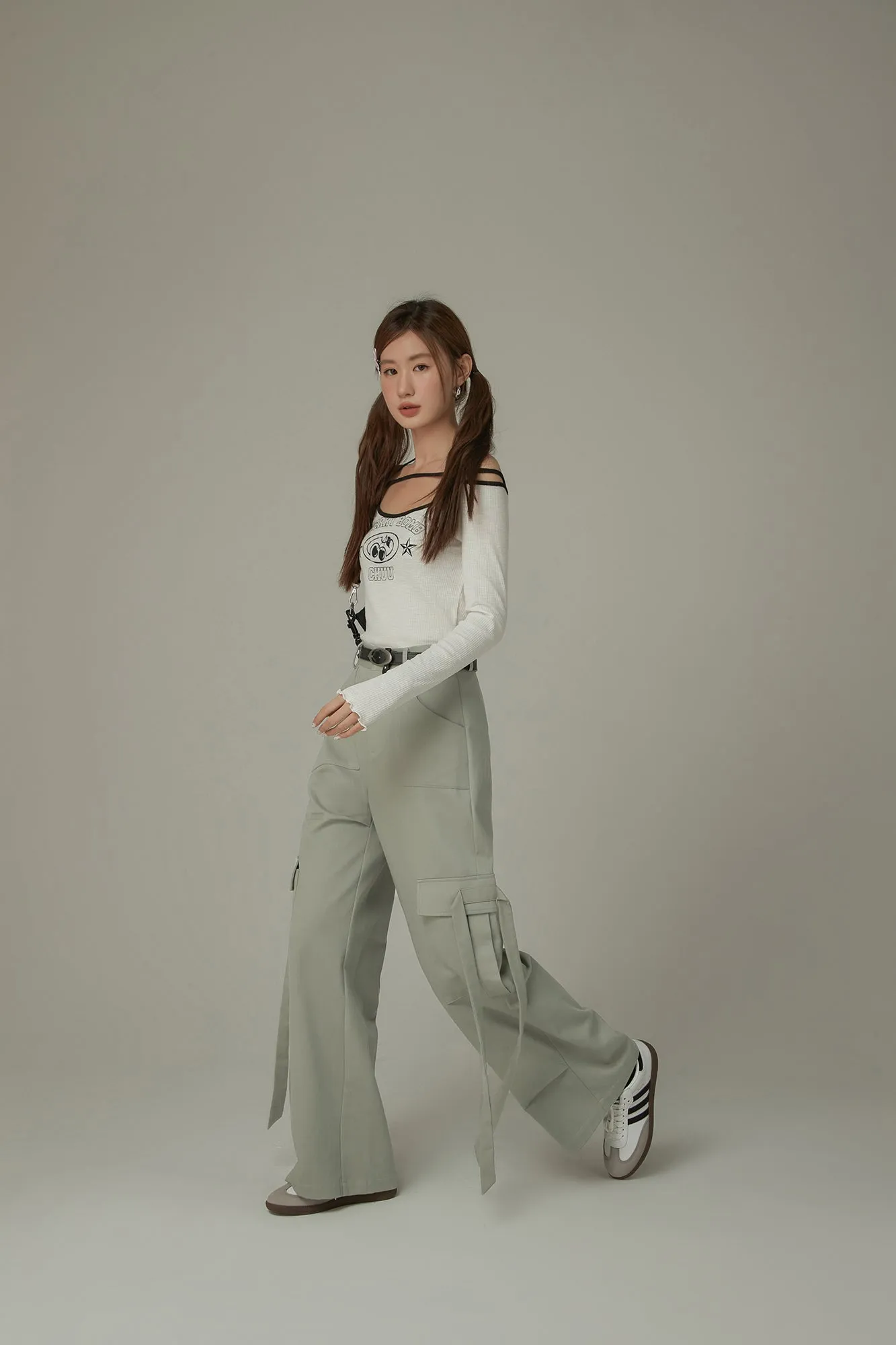 Trendy Wide Cargo Pockets Pants