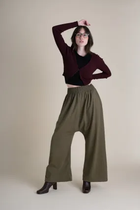 Weekend Pants in Moss